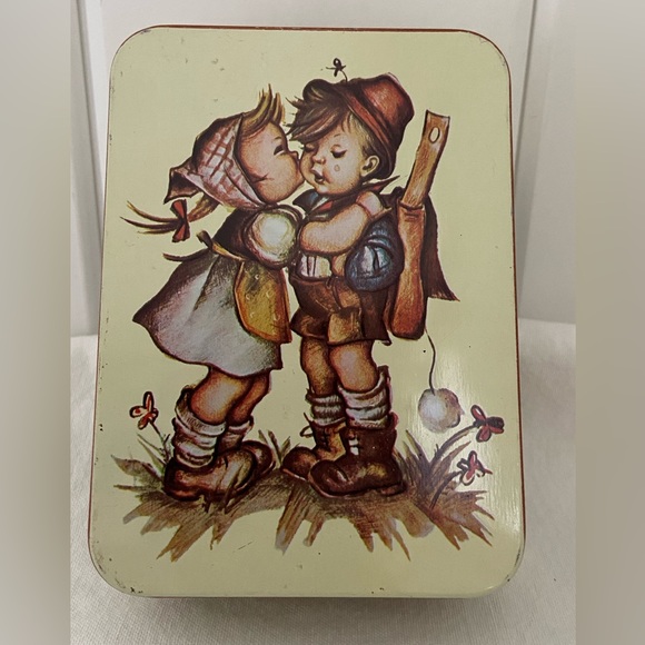 Vintage  70’s  Hummel First Kiss Stationery Box collectible graphic Tin 1970s - Picture 12 of 12